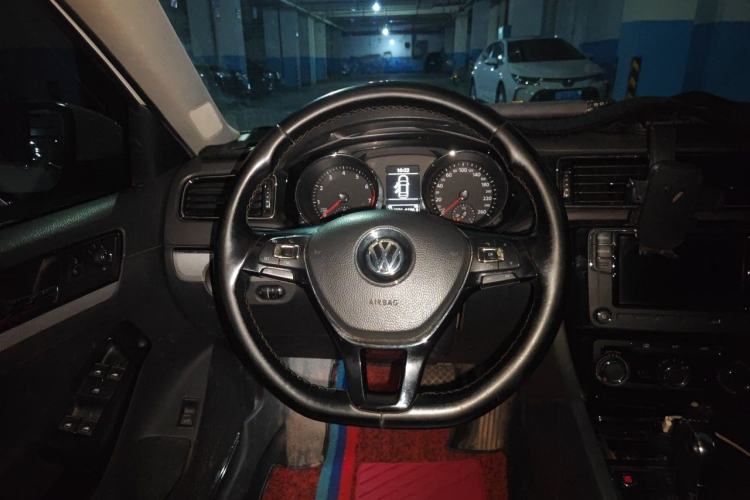 Used Volkswagen Sagitar 2018 280TSI DSG Ignite Edition Steering Wheel