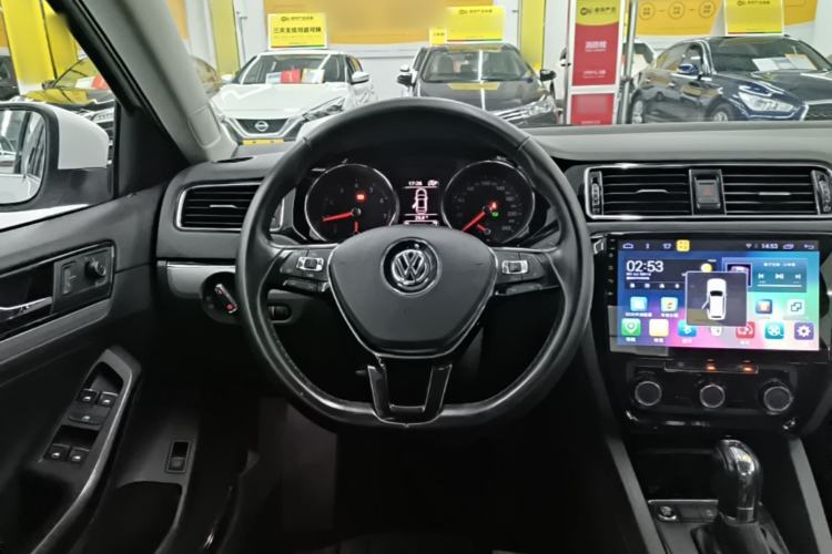 Used Volkswagen Sagitar 2018 280TSI DSG Comfort Model Steering Wheel