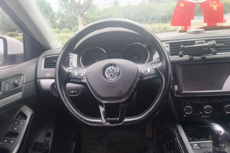 Used Volkswagen Sagitar 2018 1.6L Automatic Comfort Model Steering Wheel