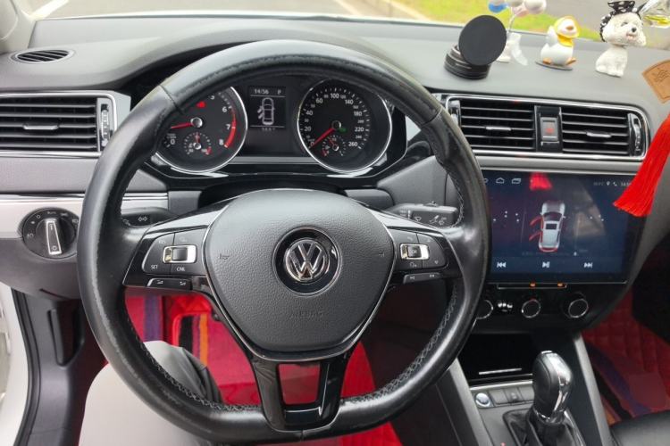 Used Volkswagen Sagitar 2018 280TSI DSG Ignite Edition Steering Wheel