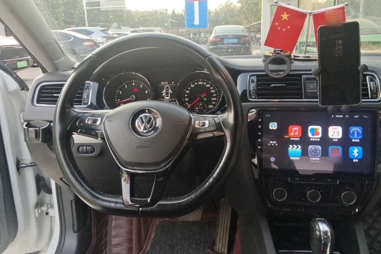 Used Volkswagen Sagitar 2018 280TSI DSG Ignite Edition Steering Wheel