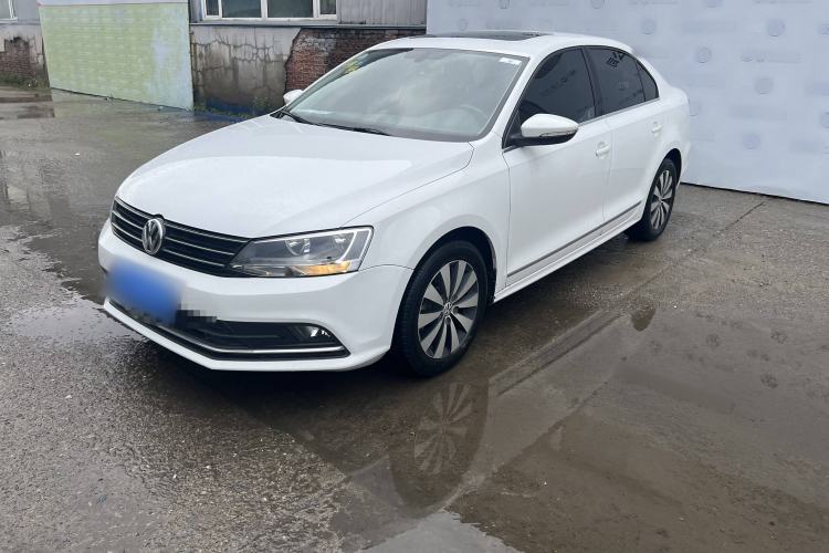 Used Volkswagen Sagitar 2018 1.6L Automatic Comfort Model Guazi used car, China used car export, Used car for sale, Used  cars, Cheapest cars for sale