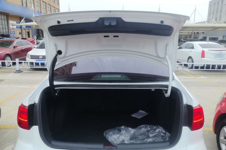 Used Volkswagen Sagitar 2018 280TSI DSG Ignite Edition Trunk