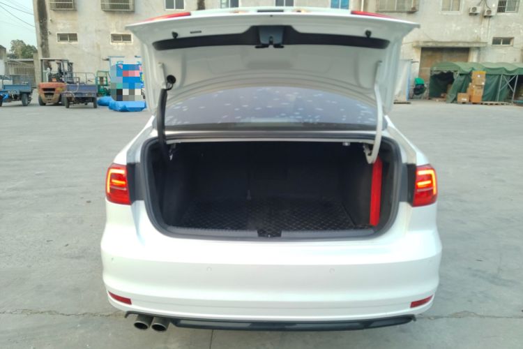 Used Volkswagen Sagitar 2018 280TSI DSG Ignite Edition Trunk