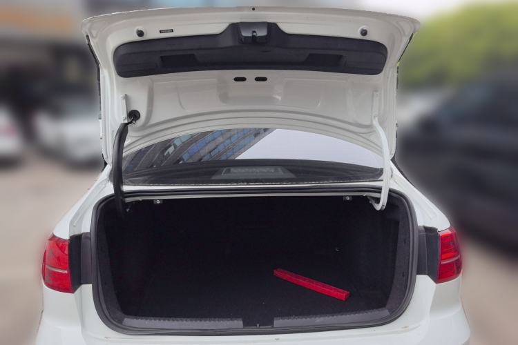 Used Volkswagen Sagitar 2018 280TSI DSG Ignite Edition Trunk