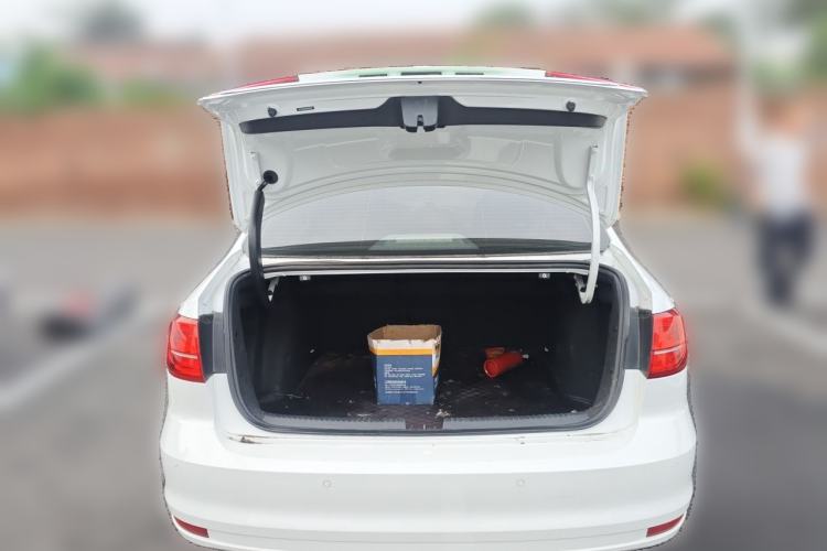 Used Volkswagen Sagitar 2018 180TSI DSG Prestige Edition Trunk