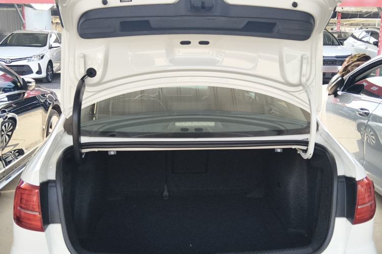 Used Volkswagen Sagitar 2018 1.6L Automatic Comfort Model Trunk