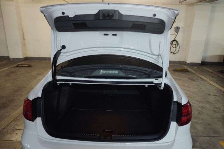Used Volkswagen Sagitar 2018 1.6L Automatic Comfort Model Trunk