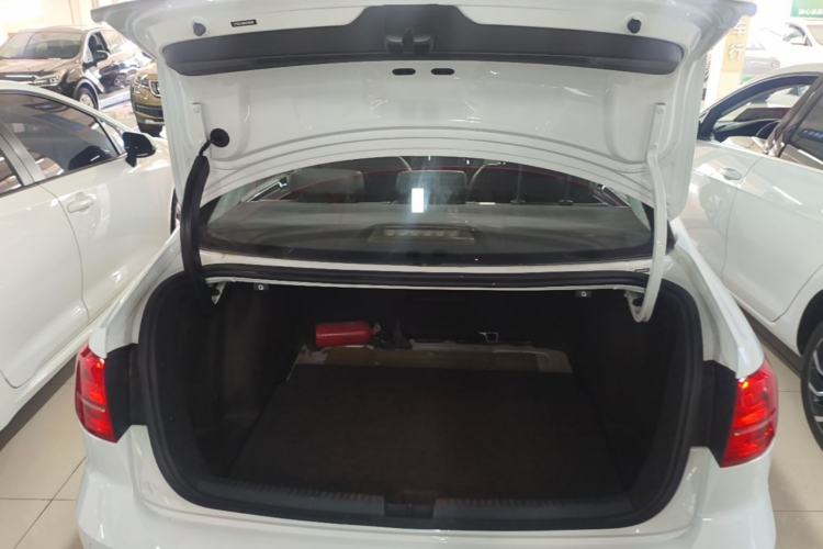 Used Volkswagen Sagitar 2018 1.6L Automatic Comfort Model Trunk
