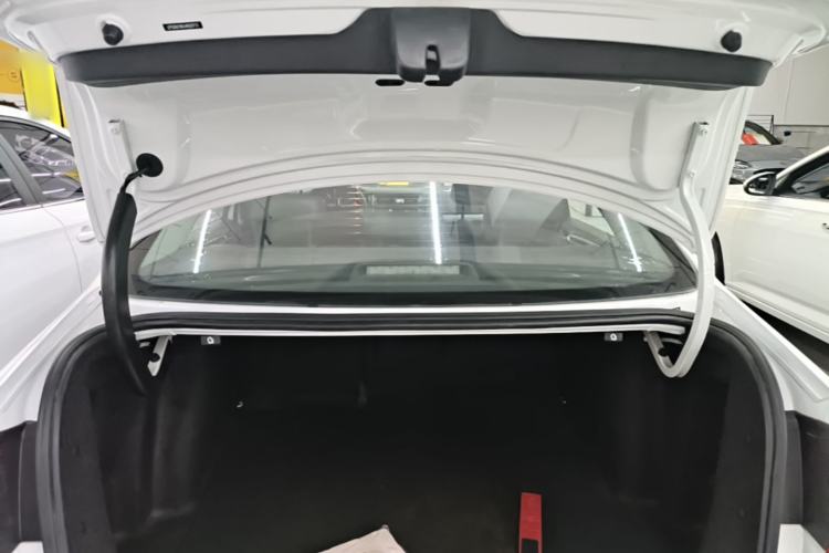 Used Volkswagen Sagitar 2018 280TSI DSG Comfort Model Trunk