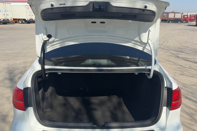 Used Volkswagen Sagitar 2018 1.6L Automatic Comfort Model Trunk