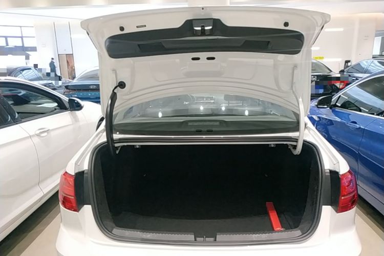 Used Volkswagen Sagitar 2018 280TSI DSG Ignite Edition Trunk