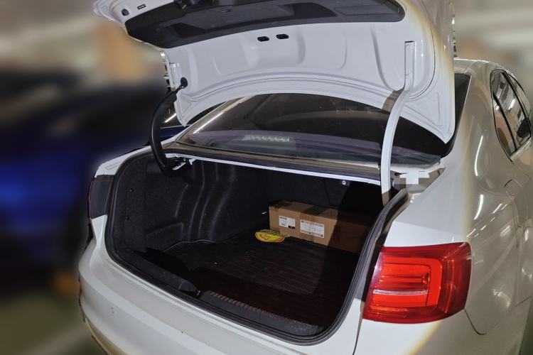 Used Volkswagen Sagitar 2018 1.6L Automatic Comfort Model Trunk