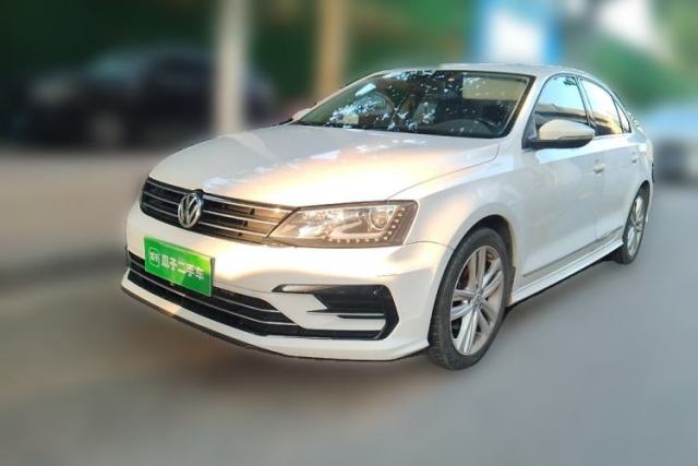Używany Volkswagen Sagitar 2018 280TSI DSG Ignite Edition
