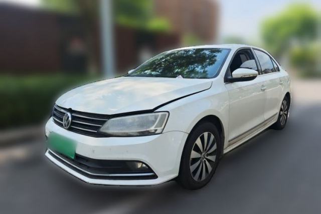 Ojetý Volkswagen Sagitar 2018 1.6L Automatic Comfort Model