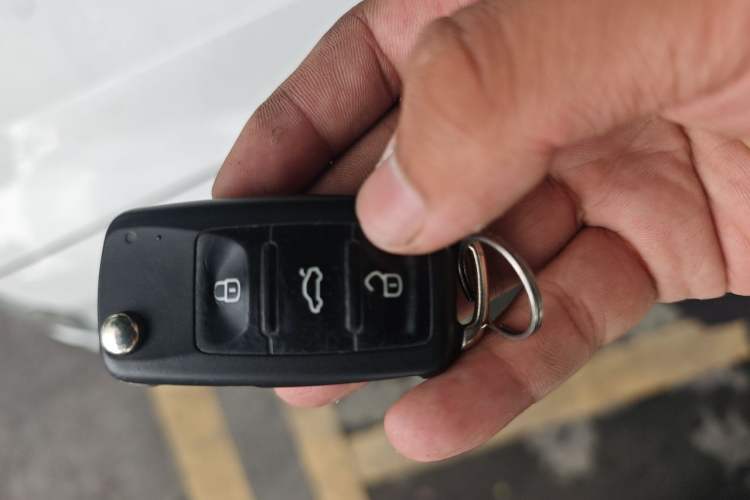 Used Volkswagen Sagitar 2018 280TSI DSG Ignite Edition Vehicle Key