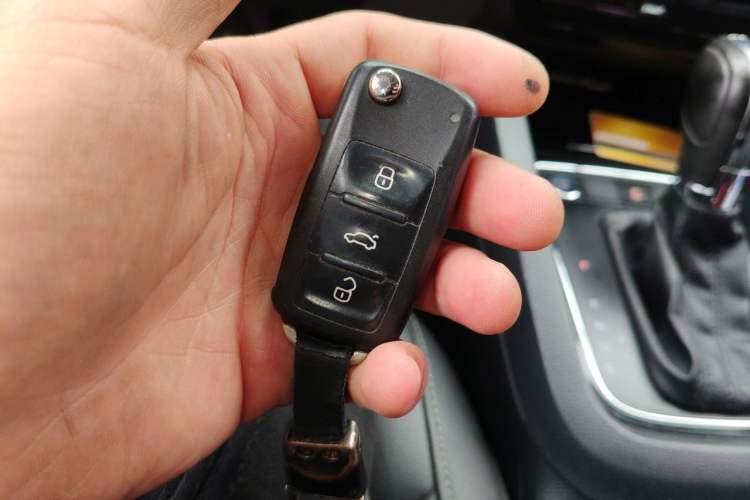 Used Volkswagen Sagitar 2018 280TSI DSG Ignite Edition Vehicle Key