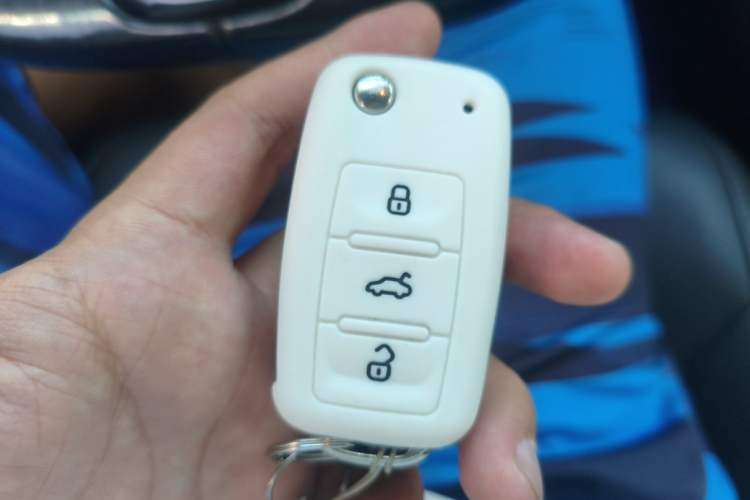 Used Volkswagen Sagitar 2018 1.6L Automatic Comfort Model Vehicle Key