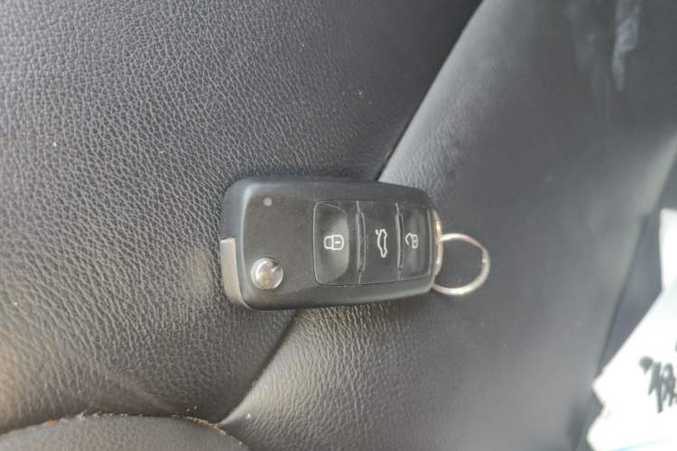 Used Volkswagen Sagitar 2018 1.6L Automatic Comfort Model Vehicle Key