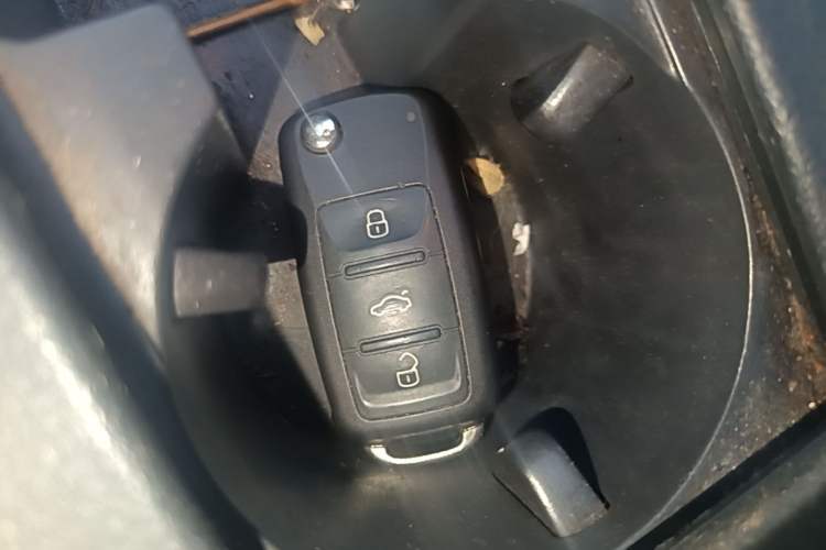 Used Volkswagen Sagitar 2018 180TSI DSG Prestige Edition Vehicle Key