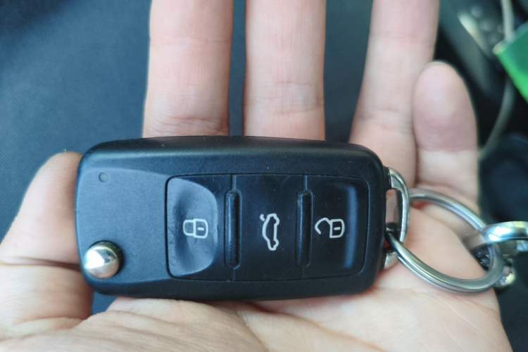 Used Volkswagen Sagitar 2018 180TSI DSG Prestige Edition Vehicle Key