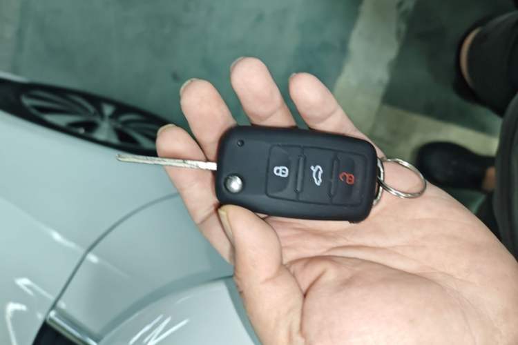 Used Volkswagen Sagitar 2018 180TSI DSG Prestige Edition Vehicle Key