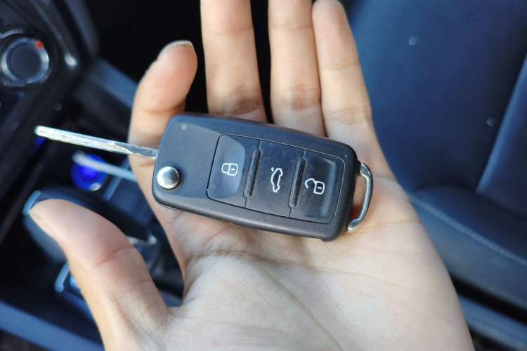 Used Volkswagen Sagitar 2018 1.6L Automatic Comfort Model Vehicle Key