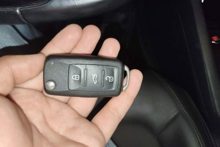 Used Volkswagen Sagitar 2018 280TSI DSG Luxury Model Vehicle Key