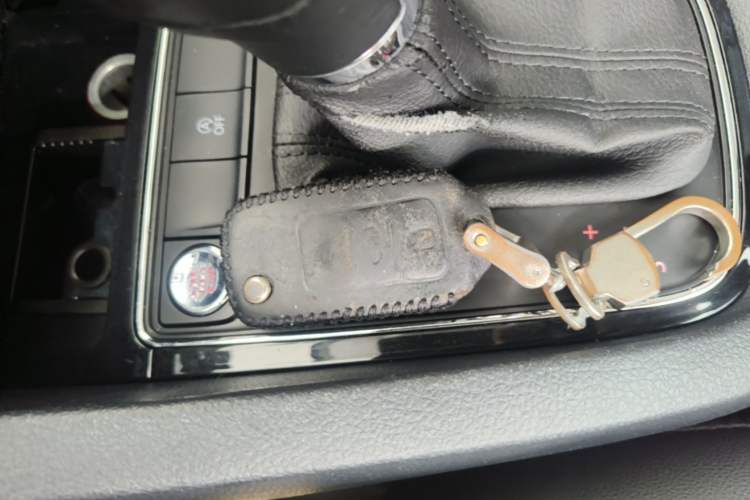 Used Volkswagen Sagitar 2018 280TSI DSG Ignite Edition Vehicle Key