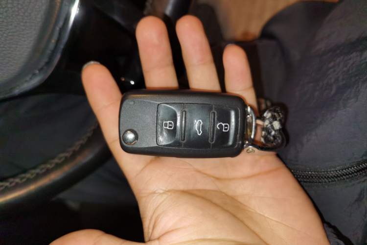 Used Volkswagen Sagitar 2018 180TSI DSG Prestige Edition Vehicle Key