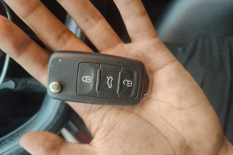 Used Volkswagen Sagitar 2018 280TSI DSG Ignite Edition Vehicle Key