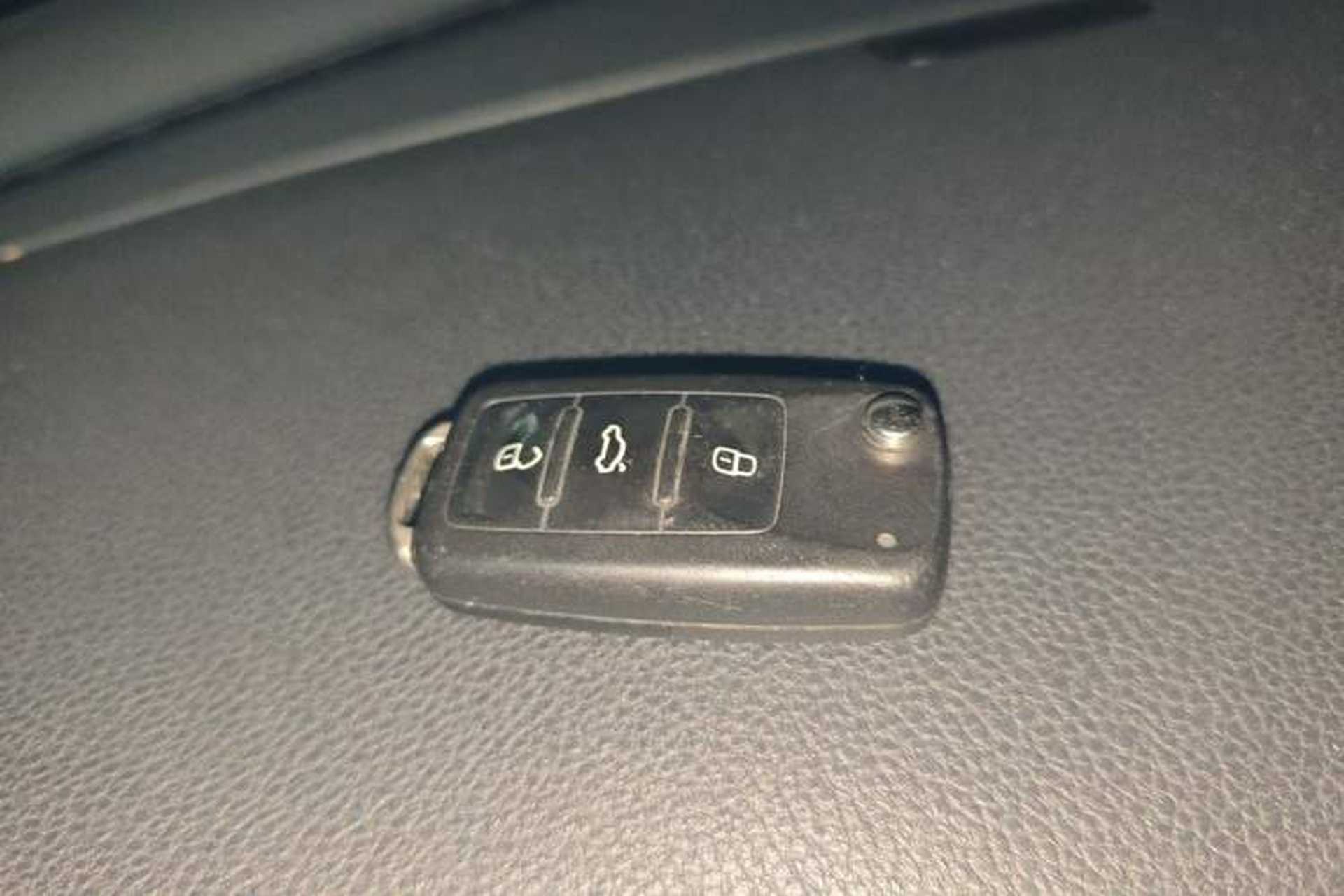 Used Volkswagen Sagitar 2018 180TSI DSG Prestige Edition Vehicle Key