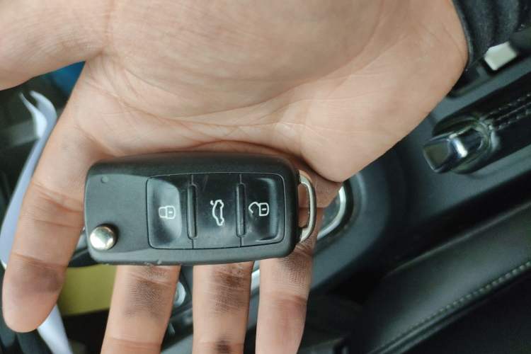 Used Volkswagen Sagitar 2018 180TSI DSG Prestige Edition Vehicle Key