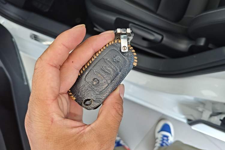 Used Volkswagen Sagitar 2018 1.6L Automatic Comfort Model Vehicle Key
