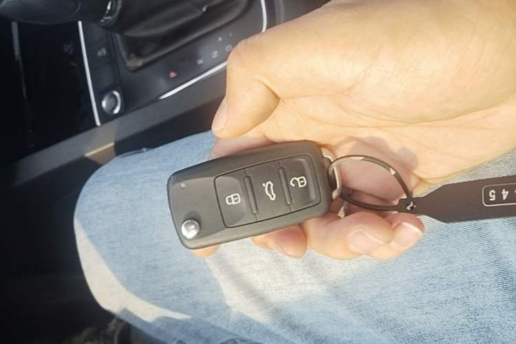 Used Volkswagen Sagitar 2018 280TSI DSG Ignite Edition Vehicle Key