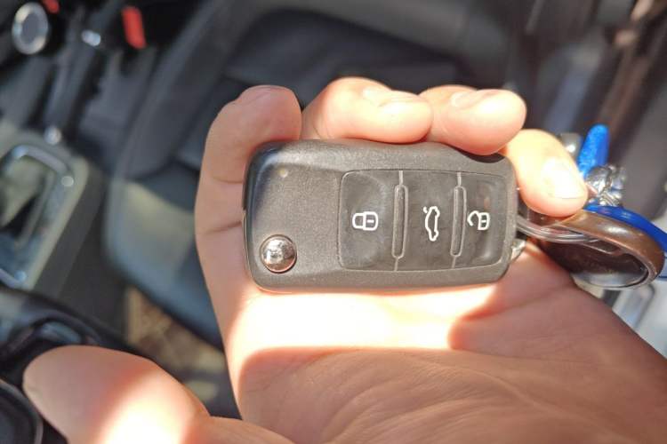 Used Volkswagen Sagitar 2018 1.6L Automatic Comfort Model Vehicle Key