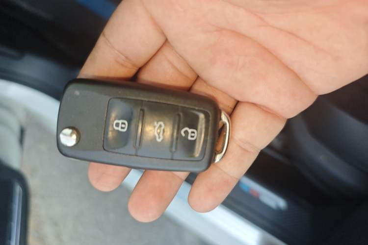 Used Volkswagen Sagitar 2018 180TSI DSG Prestige Edition Vehicle Key