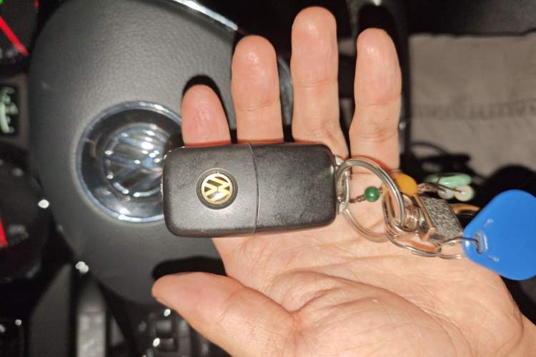 Used Volkswagen Sagitar 2018 1.6L Automatic Comfort Model Vehicle Key