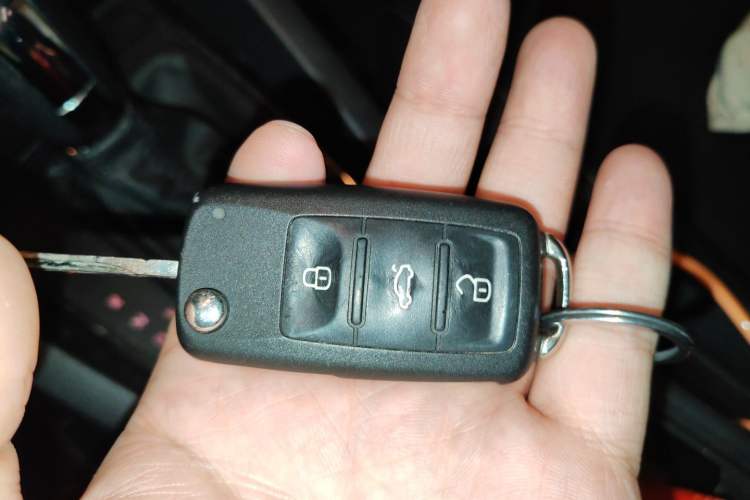 Used Volkswagen Sagitar 2018 1.6L Automatic Comfort Model Vehicle Key