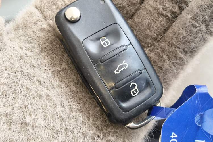 Used Volkswagen Sagitar 2018 1.6L Automatic Comfort Model Vehicle Key