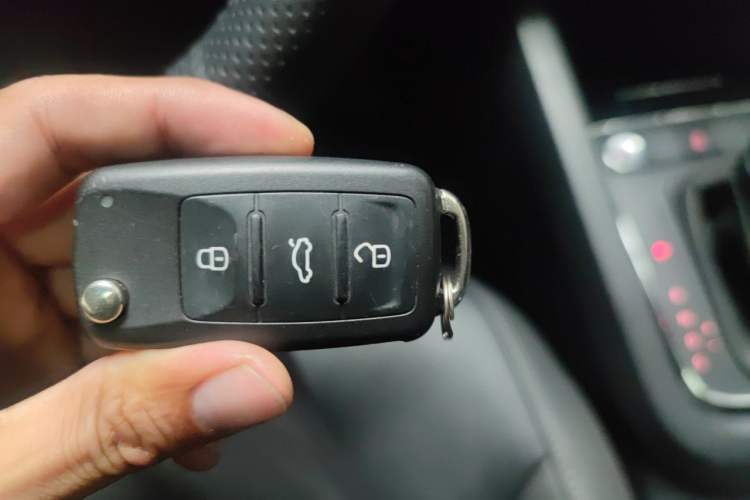 Used Volkswagen Sagitar 2018 180TSI DSG Prestige Edition Vehicle Key