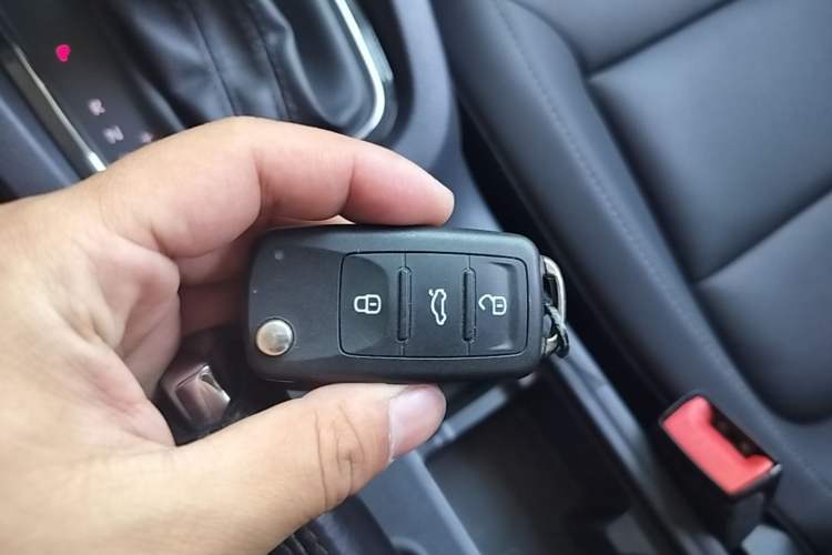 Used Volkswagen Sagitar 2018 180TSI DSG Prestige Edition Vehicle Key