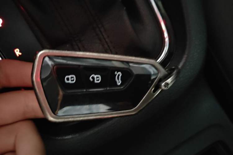 Used Volkswagen Sagitar 2018 1.6L Automatic Comfort Model Vehicle Key