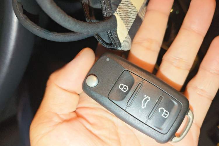 Used Volkswagen Sagitar 2018 280TSI DSG Ignite Edition Vehicle Key