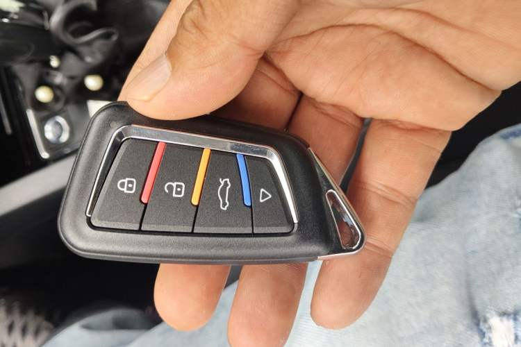 Used Volkswagen Sagitar 2018 280TSI DSG Ignite Edition Vehicle Key