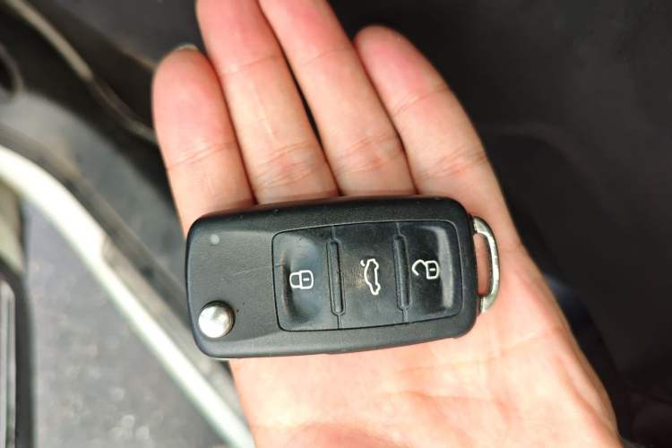 Used Volkswagen Sagitar 2018 1.6L Automatic Comfort Model Vehicle Key
