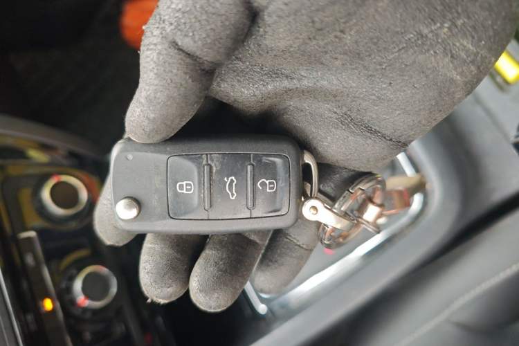 Used Volkswagen Sagitar 2018 280TSI DSG Ignite Edition Vehicle Key