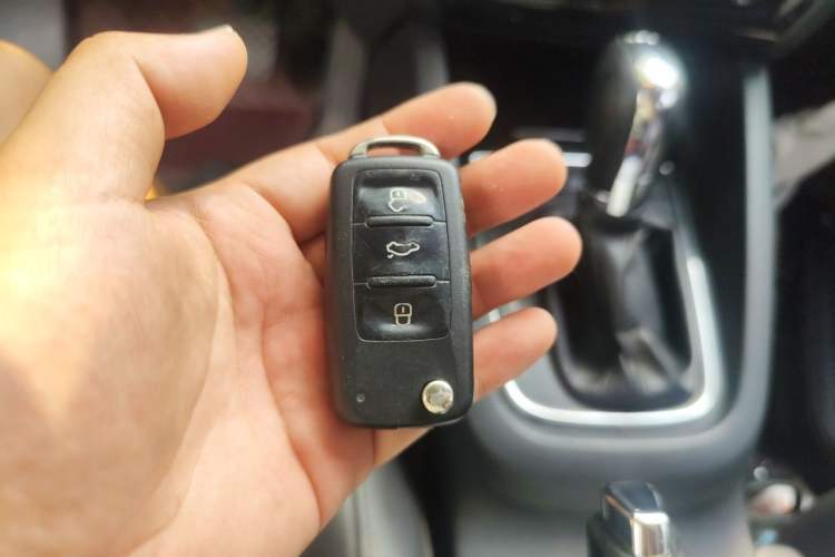 Used Volkswagen Sagitar 2018 180TSI DSG Prestige Edition Vehicle Key