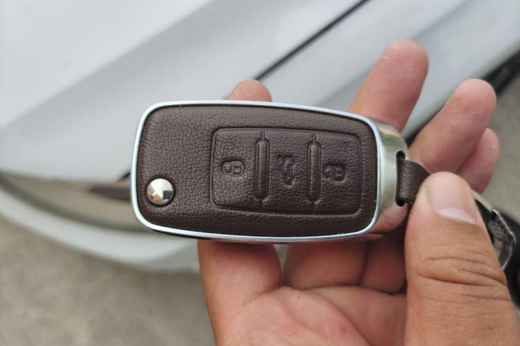Used Volkswagen Sagitar 2018 1.6L Automatic Comfort Model Vehicle Key