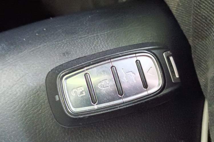 Used Volkswagen Sagitar 2018 180TSI DSG Prestige Edition Vehicle Key